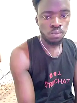 Snapshot of MaskedGQ chatting on 10-31-25, 11:33 MaskedGQ online show from 10-31-25, 11:33