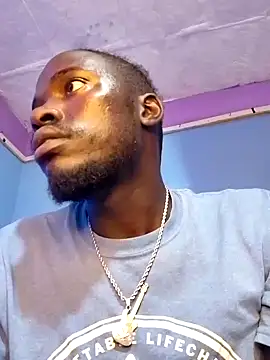 Snapshot of MaskedGQ chatting on 11-06-25, 05:58 MaskedGQ online show from 11-06-25, 05:58