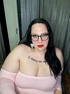 Snapshot of Black_Angel24 chatting on 02-06-25, 06:56 Black Angel24 online show from 02-06-25, 06:56