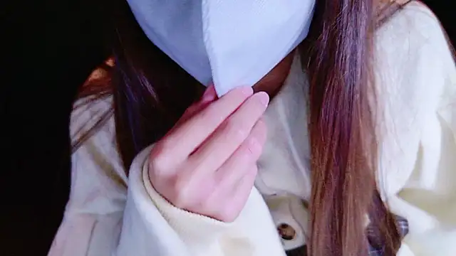 Snapshot of Naachan_ chatting on 11-02-25, 12:57 Naachan online show from 11-02-25, 12:57