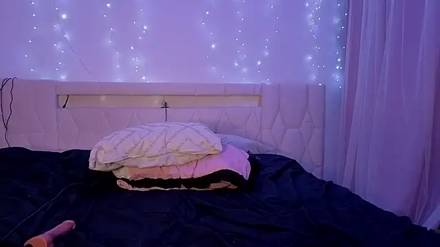 kamila french online show from 03-27-26, 10:42