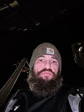 Armyexhibitionistvet online show from 10-30-25, 04:36