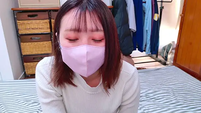 ayu yu xo online show from 01-04-25, 06:30