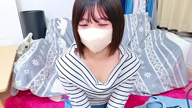 Minami San online show from 12-04-24, 05:11