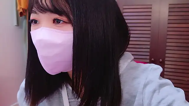 Minami San online show from 09-13-25, 05:57