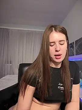 Milkissss online show from 02-16-25, 12:19