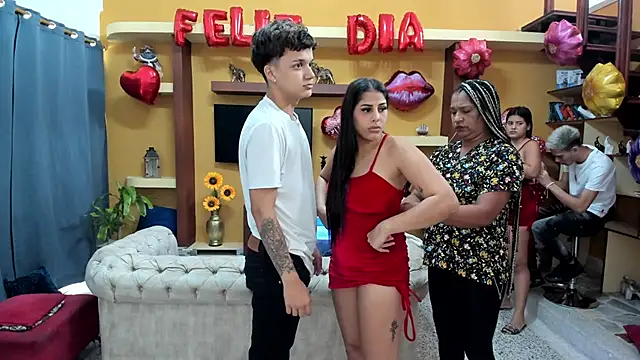 secret-of-roomies online show from 02-14-25, 04:20