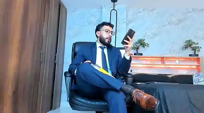 Snapshot of bruno_woods chatting on 03-04-25, 09:32 bruno woods online show from 03-04-25, 09:32