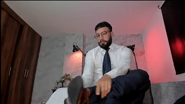 Snapshot of bruno_woods chatting on 12-02-25, 10:53 bruno woods online show from 12-02-25, 10:53