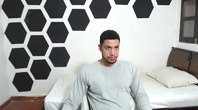Snapshot of Jhors__Collens chatting on 01-18-25, 06:24 Jhors  Collens online show from 01-18-25, 06:24