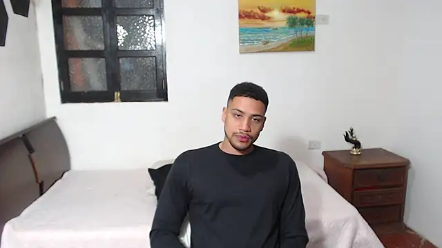 Snapshot of Jhors__Collens chatting on 09-17-25, 03:30 Jhors  Collens online show from 09-17-25, 03:30