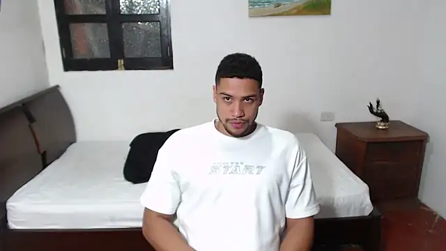 Snapshot of Jhors__Collens chatting on 10-31-25, 12:55 Jhors Collens online show from 10-31-25, 12:55