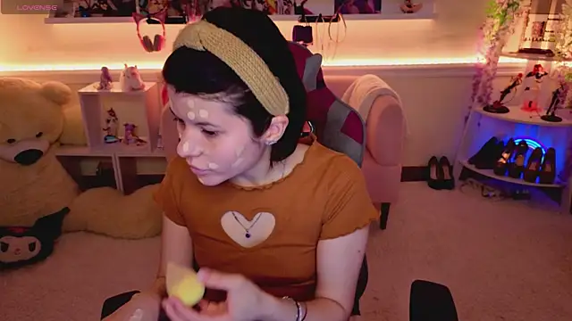 Katya Zaitseva online show from 04-20-26, 12:30