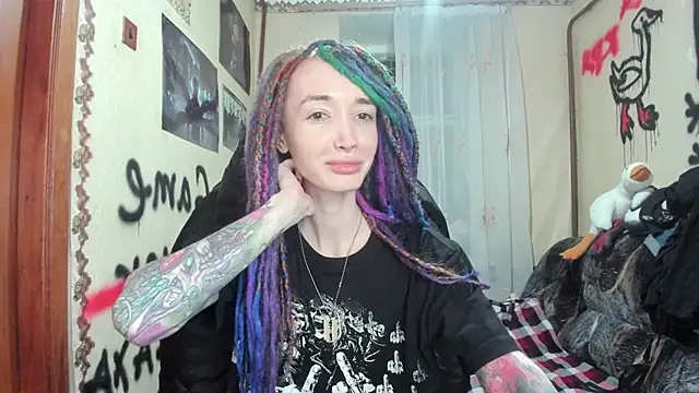 Roxy Silver online show from 12-25-24, 10:05