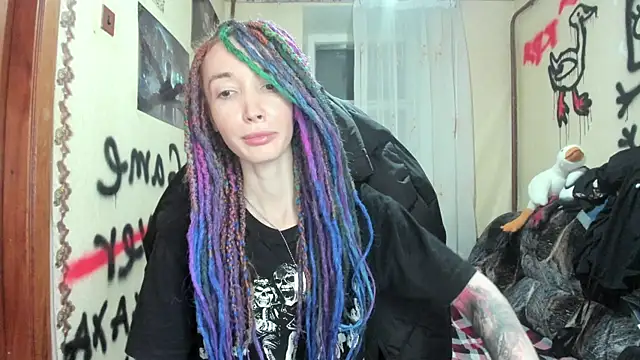 Roxy Silver online show from 12-26-24, 01:07