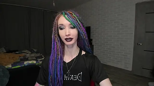 Roxy Silver online show from 01-09-25, 05:00