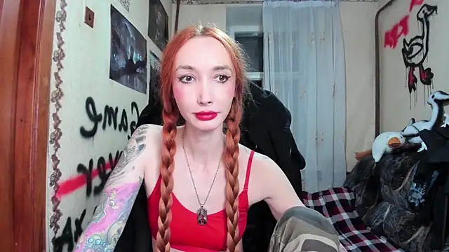 Roxy Silver online show from 09-16-25, 08:54