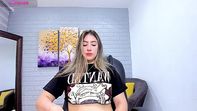  AlejaCruz  online show from 04-22-26, 07:26