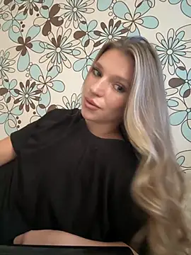 adel secret online show from 09-17-25, 11:45