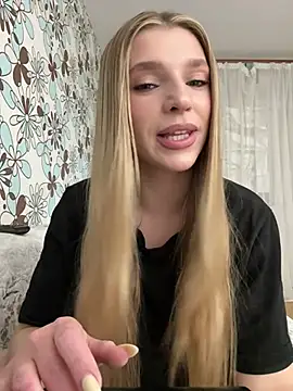 adel secret online show from 04-28-26, 08:03