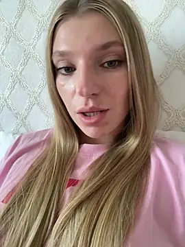 adel secret online show from 06-11-26, 12:25