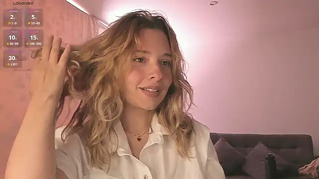 Sophy Bunny online show from 01-22-25, 05:49