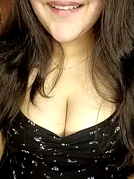 Snapshot of AK---47 chatting on 02-05-25, 04:58 AK---47 online show from 02-05-25, 04:58