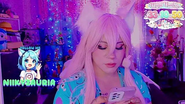  niiky online show from 04-28-26, 03:39