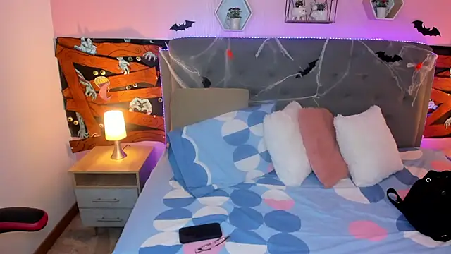 Snapshot of Latin_Rachell3 chatting on 10-25-25, 10:48 Latin Rachell3 online show from 10-25-25, 10:48