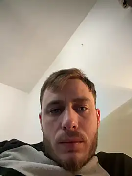 Julian128 online show from 03-05-25, 07:49