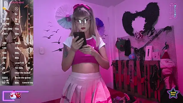  Hanna white  online show from 12-18-25, 03:01