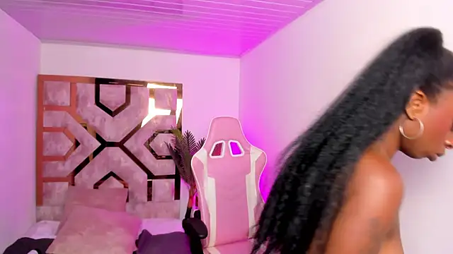 Snapshot of Anny_osorio chatting on 01-28-25, 01:18 Anny osorio online show from 01-28-25, 01:18