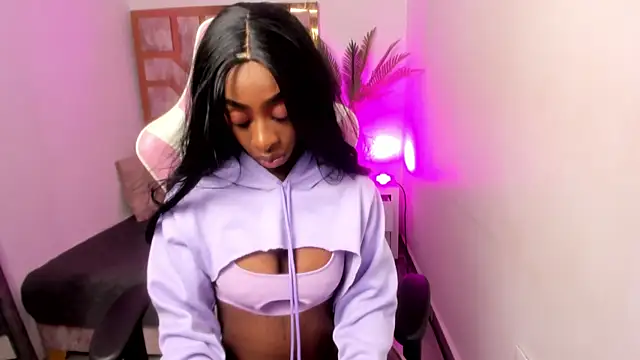 Snapshot of Anny_osorio chatting on 02-19-25, 01:29 Anny osorio online show from 02-19-25, 01:29