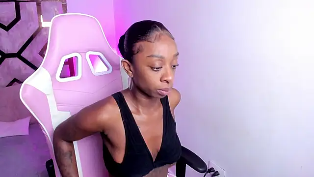 Snapshot of Anny_osorio chatting on 03-10-25, 07:18 Anny osorio online show from 03-10-25, 07:18