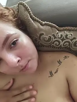 Bruninha Hot10 online show from 04-25-26, 06:49