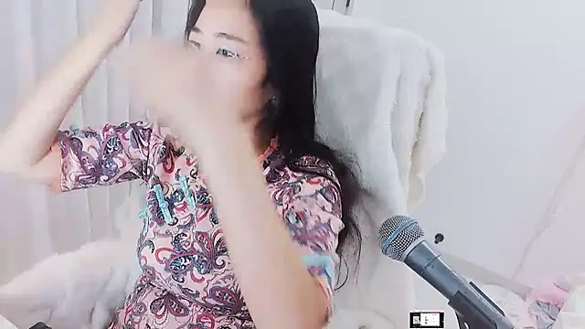 Floor oo online show from 10-12-25, 02:27