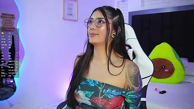 Marianamonroe  online show from 09-17-25, 06:53