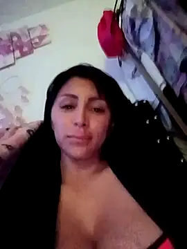 tiffani  love online show from 10-04-25, 12:14