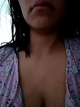 tiffani  love online show from 02-14-26, 03:31