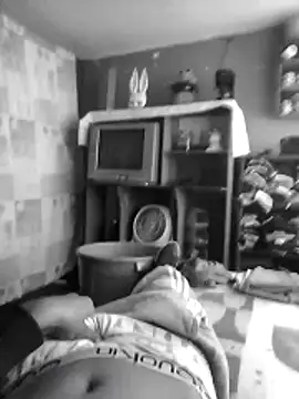 Snapshot of Jerryhottt chatting on 11-10-25, 03:22 Jerryhottt online show from 11-10-25, 03:22