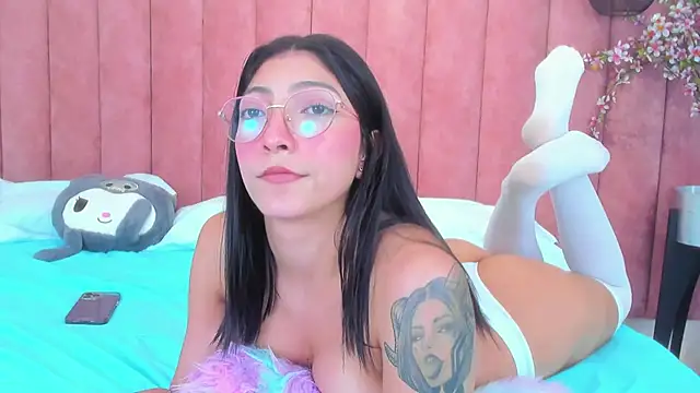 MarianaBranzz online show from 01-13-25, 03:58