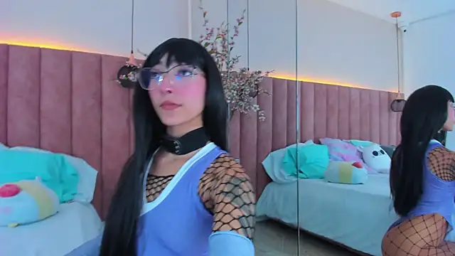 MarianaBranzz online show from 03-15-25, 04:54