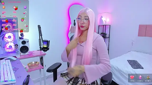 MarianaBranzz online show from 10-02-25, 11:01