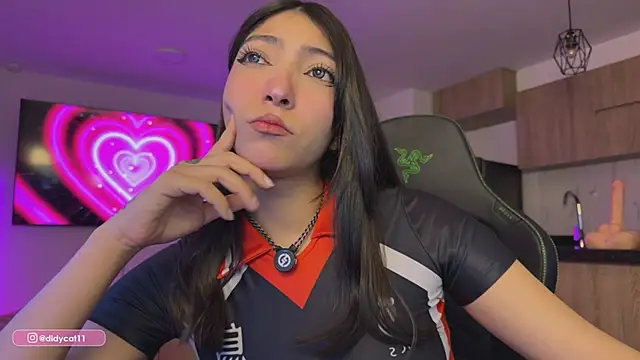 MarianaBranzz online show from 03-20-26, 04:45