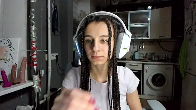  Nika Kik online show from 12-14-25, 07:40