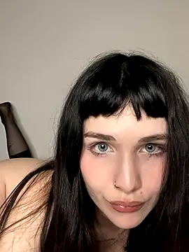 Snapshot of CherryCrystall chatting on 10-06-25, 02:03 CherryCrystall online show from 10-06-25, 02:03