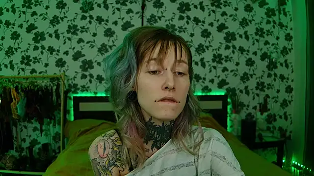 Littlespacemouse online show from 10-20-25, 05:02