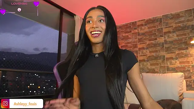 Ashleey Fox online show from 02-17-26, 11:22