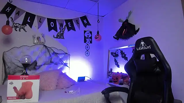 Blair Elliss online show from 10-16-25, 06:09