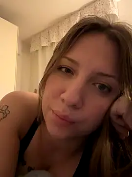 Snapshot of Sashabunny chatting on 11-30-25, 10:14 Sashabunny online show from 11-30-25, 10:14